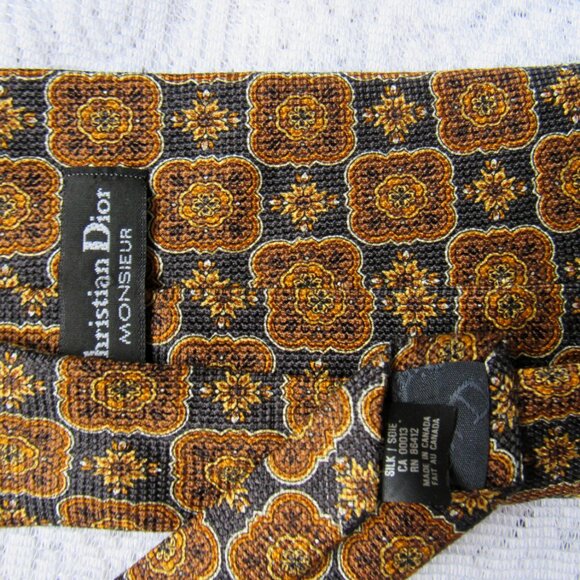 Christian Dior Monsieur  Silk Tie . - Picture 3 of 7